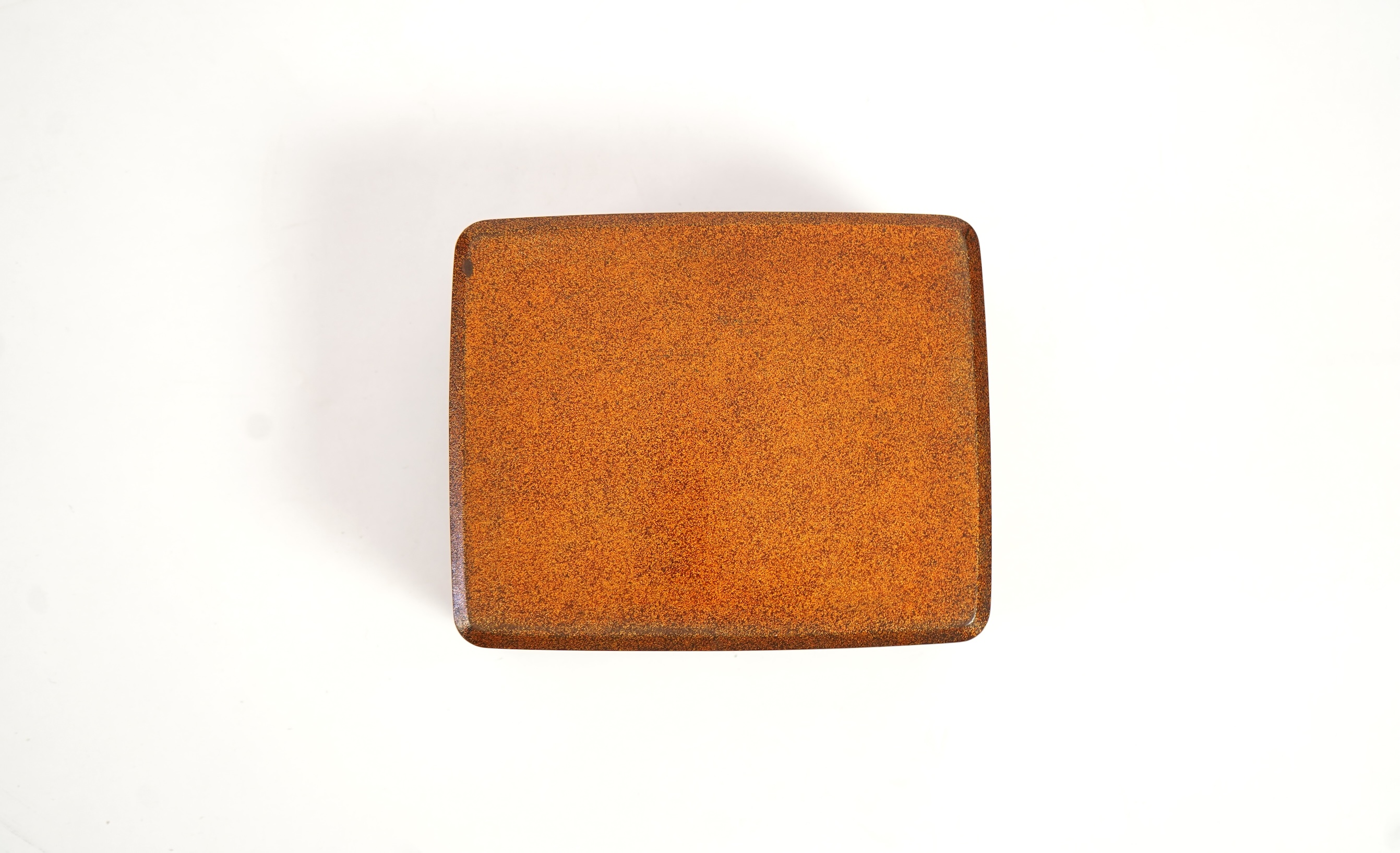 A Japanese gold lacquer ‘landscape’ box, tray and cover, 19th century
